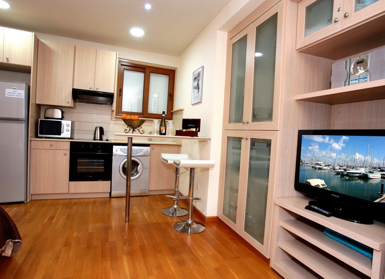 Ithaki Phinikoudes Apartment 307 Ларнака Экстерьер фото