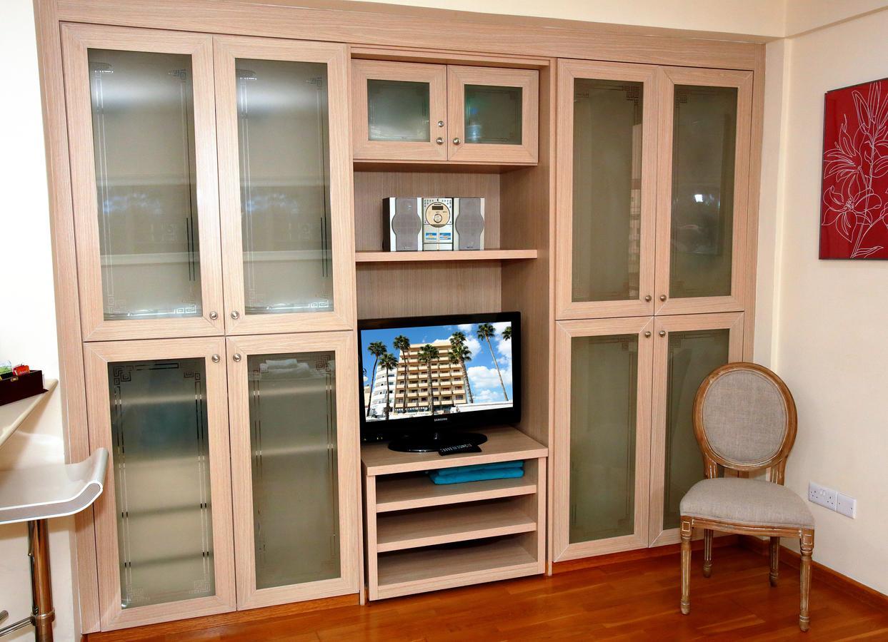 Ithaki Phinikoudes Apartment 307 Ларнака Экстерьер фото